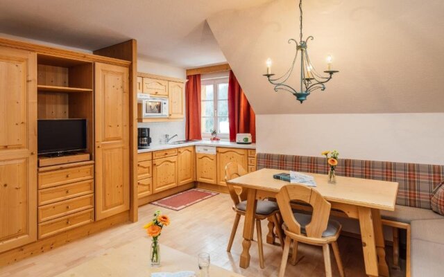 Murrmel Apartments
