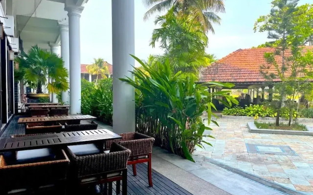 Plumeria Lake Resort & Spa