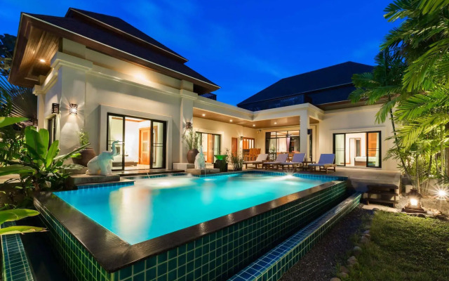 Nai Harn Baan-Bua Villas