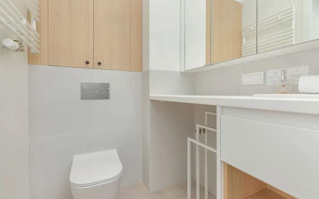 Two-bedroom Accepting Pets by Renters