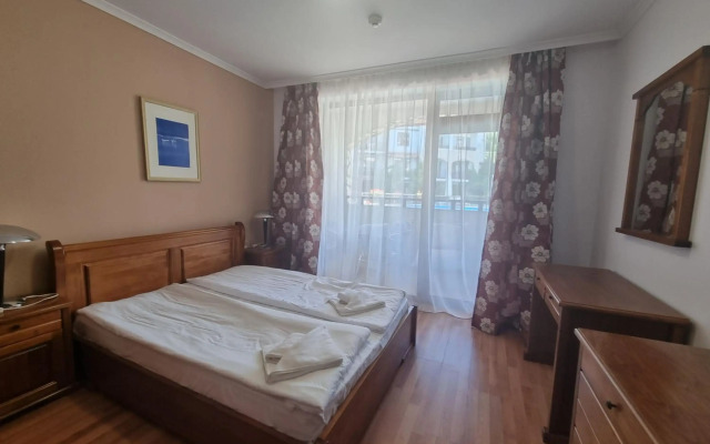 ARENA Aparthotel