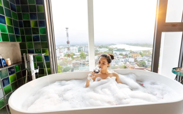 White Lotus Hue Hotel