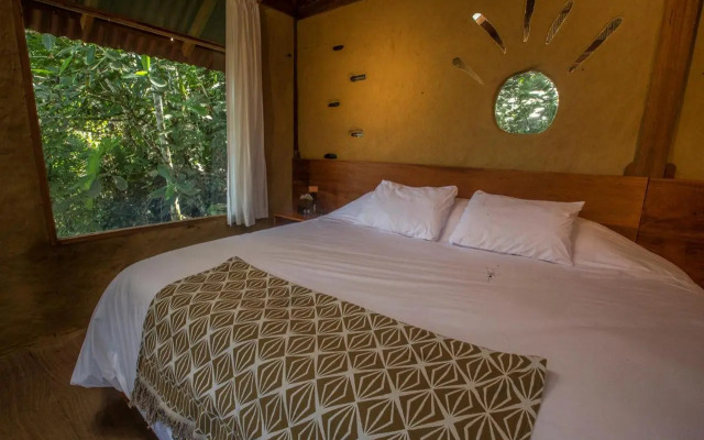 Chirapa Manta Amazon Lodge