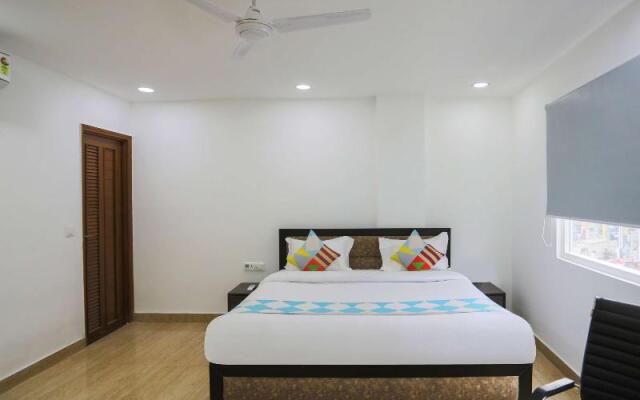 OYO 79600 The Premium Villa