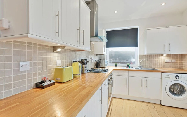 Chalk Cliff panoramic view apartment