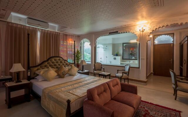 Hotel Raj Kuber