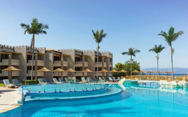 Seafos Luxury Resort & Spa