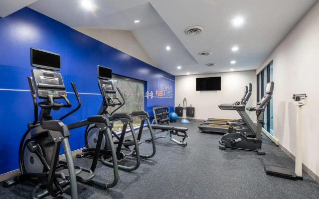 Holiday Inn Express & Suites Wadsworth by IHG