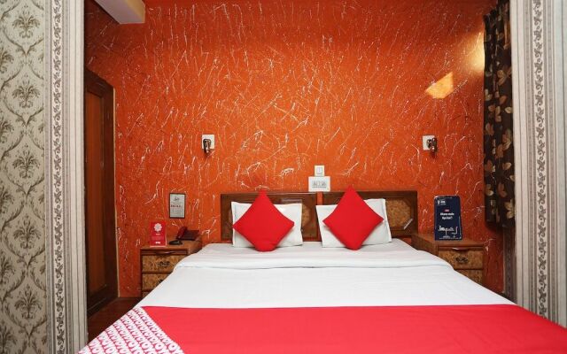 Oyo 24966 Grand Hotel And Restaurant