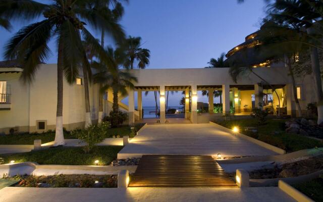 Hotel Punta Serena & Resorts- Couples Only