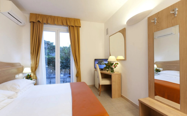 Hotel Villa Smeraldo