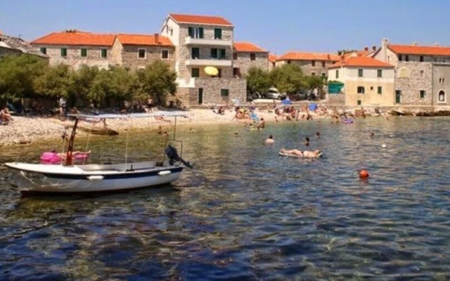 Žana - 30m From Beach - A1