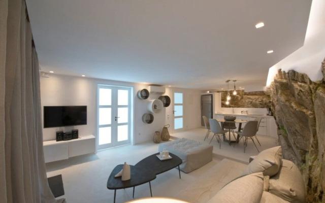 One Bedroom Suite Amethyst With Shared Pool