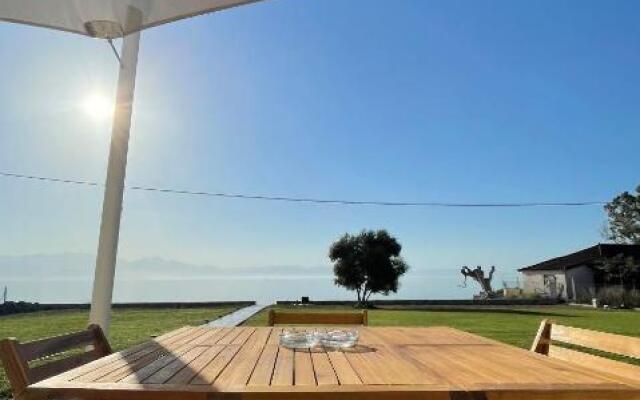 Greek Dream Residence