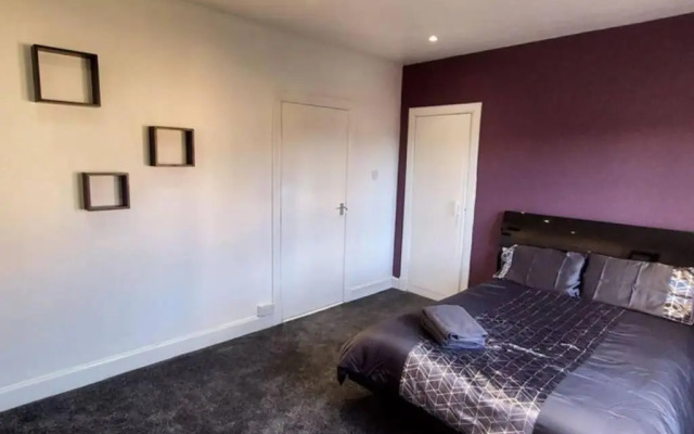 Stunning 3-bed Apartment in Dundee