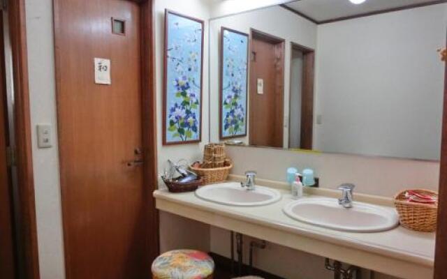 Hostelling International Miyukino-Mori