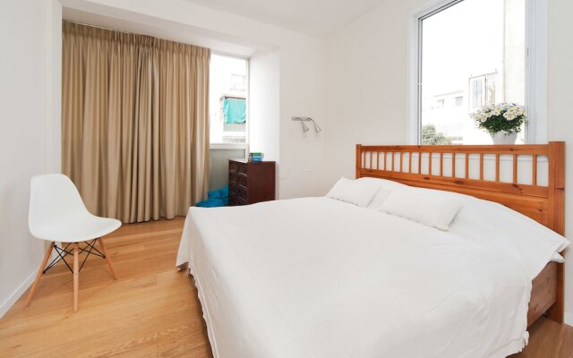 Sea N' Rent Selected Apartments
