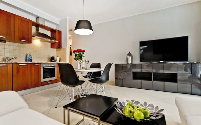 Willa Tamara BlueApart Jurata