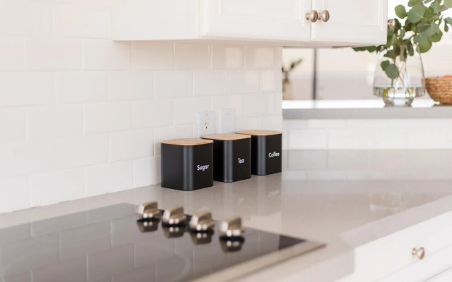 N 75th St 201 - Ivory I