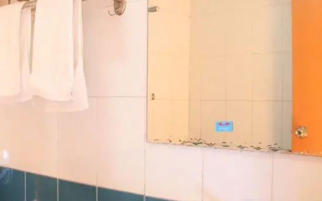 Yuhang Hotel