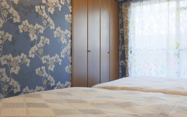 Grand Court Namba 206