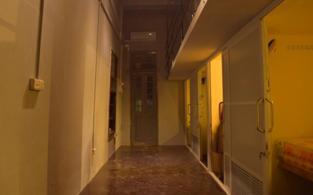 21 Hostel
