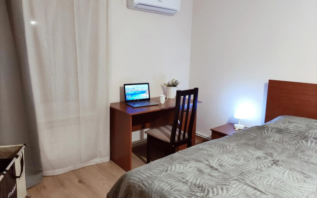 Renovated 1 bedroom with King size bed in Kentron