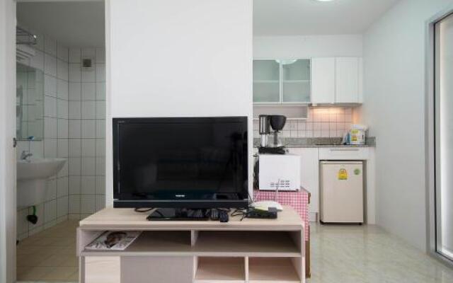 Grand Beach Condo B404 by Malai