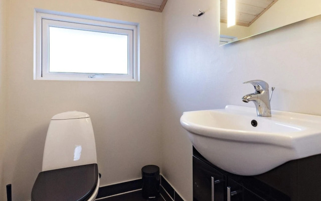 6 Person Holiday Home in Hirtshals-by Traum