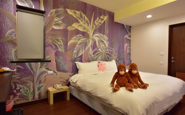 Ruocing Hot Spring Hotel