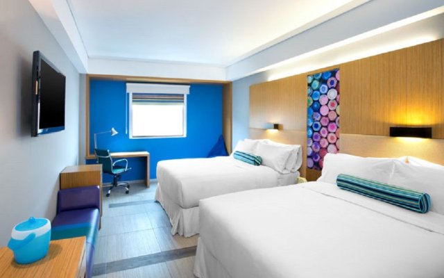 Aloft Cancun