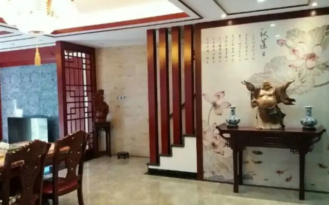 Yard Villa