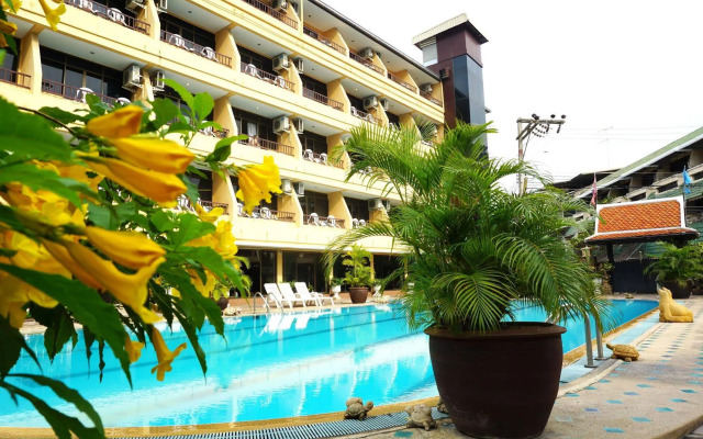 Suppamitr Villa Hotel