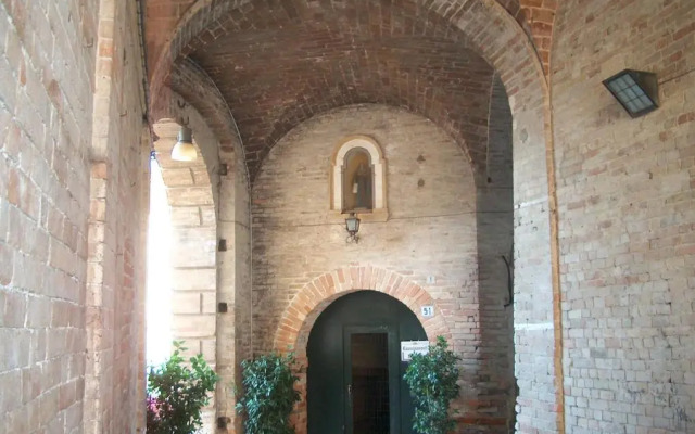 Palazzo Polini-Fioretti Apartment