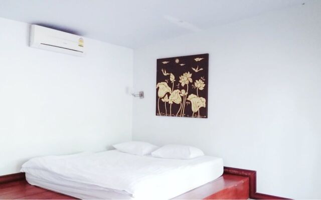 Baan Tonmai Resort