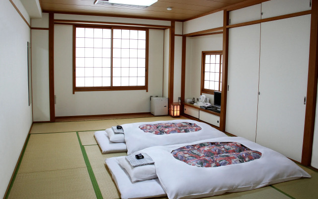 Hotel Ota