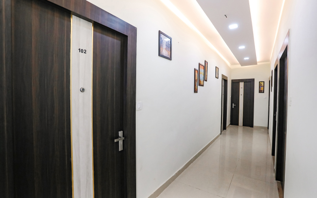 Fabhotel Atharv Palace