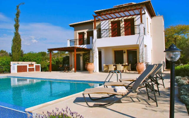 3 BR Villa Pachna - Aphrodite Hills - APH 3624