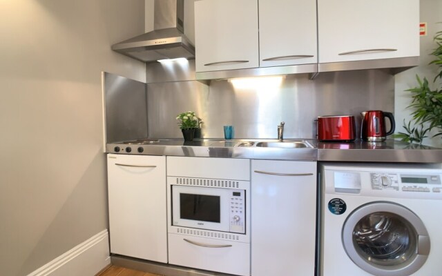 Queen Victoria Apartments