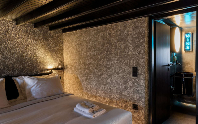 She Mykonos Boutique Hotel