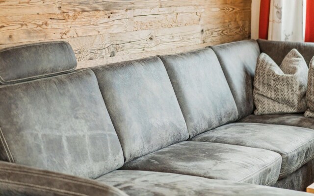 Amazing Apartment in Russbach With 2 Bedrooms and Wifi