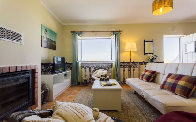 Best Houses 26 - Baleal Beach front Retreat