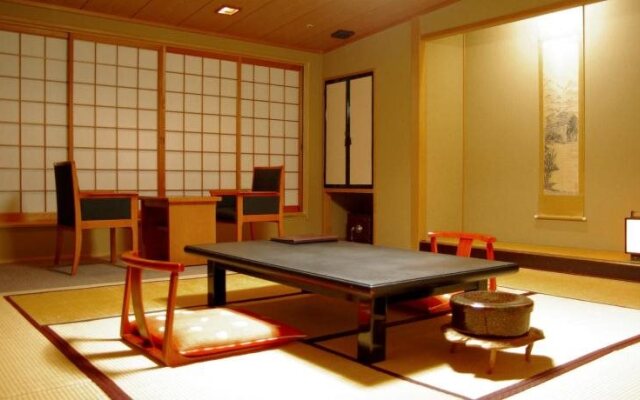 Tsuta Onsen