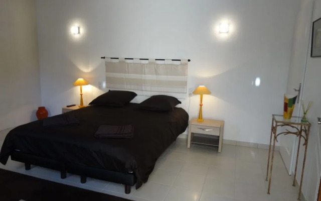 Le Domaine De Canelle