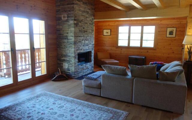 Croix Noires FABULOUS & LUXURY chalet 11 pers by Alpvision Résidences