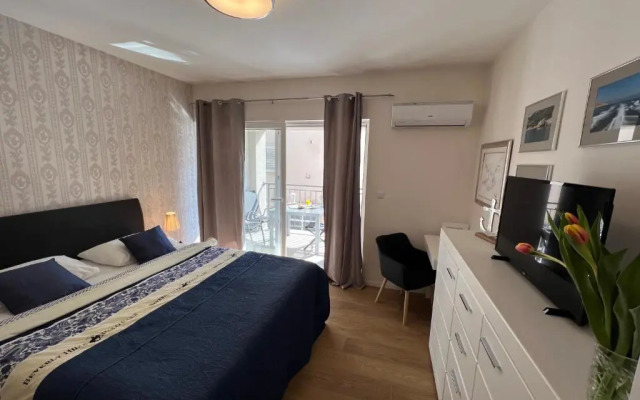 Studio Apartment Marina Mel Novi Vinodolski