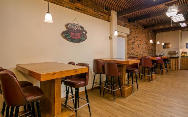 Sturgis Lodge and Suites