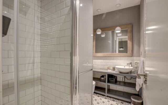 Stylish Apartment in Heart of Malasaña