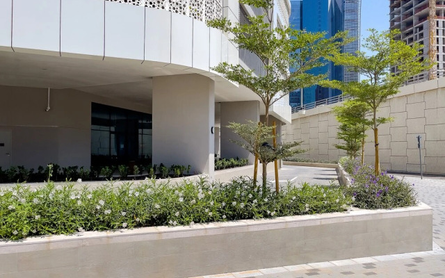 Zada Tower 1Br With Dubai Canal View