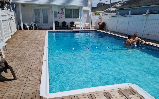 Flagship Motor Court